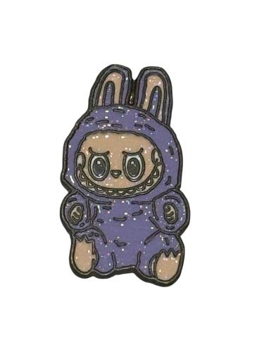 ملصق معدني - شعار لابوبو (أرجواني)