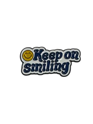 ملصق معدني - KEEP ON SMILING