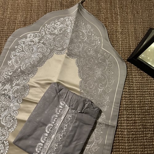 محراب رمادي -سحاب