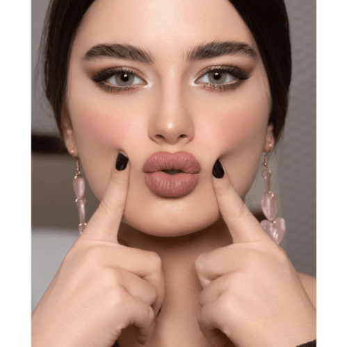 أحمر شفاه من نوره بو عوض - مدام نورا 2