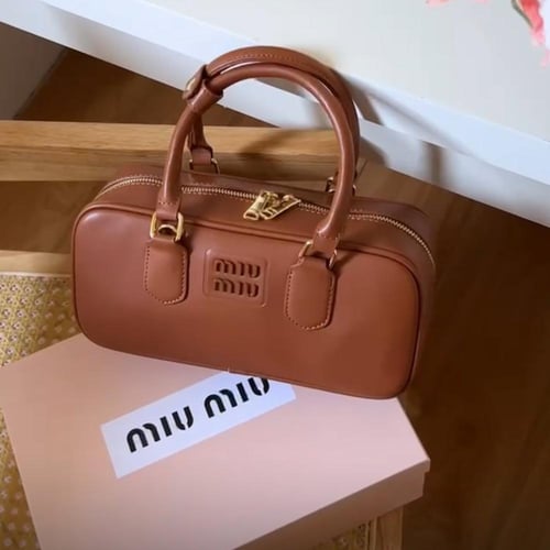 شنطه ميو ميو