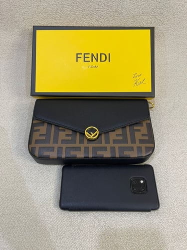 شنطه فندي ماستر