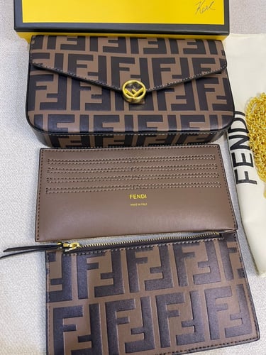 شنطه فندي ماستر