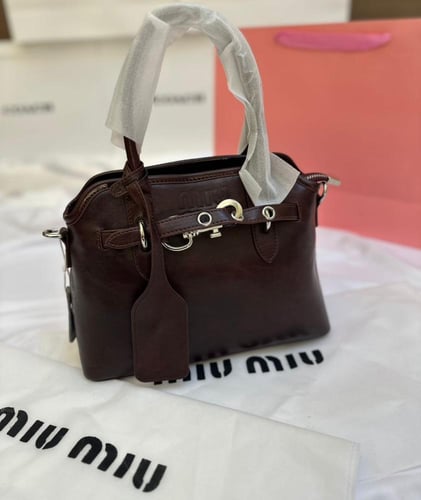 شنطة ميو ميو