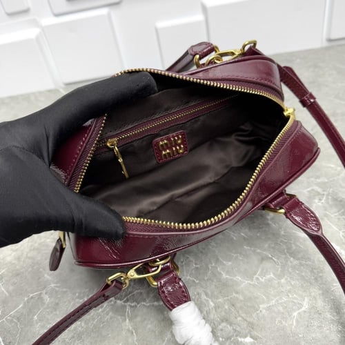 شنطة ميوميو