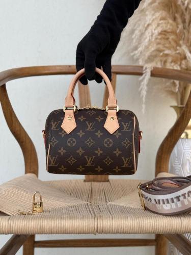 Louis Vuitton Speedy 20 Bandoulière