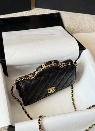شنطة شانيل