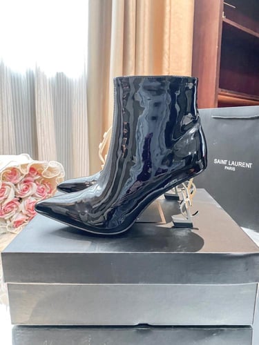 بوت سان لوران