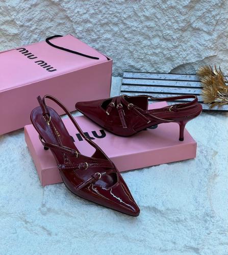 كعب ميو ميو