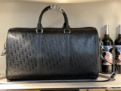 شنطة سفر Dior