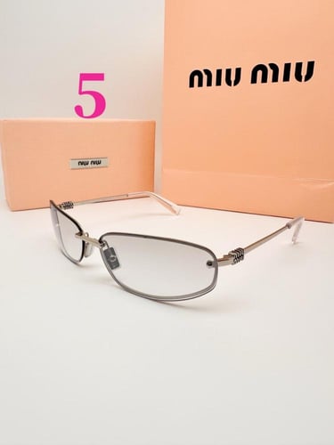 نظارة miu miu