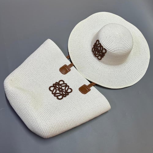طقم شنطة وقبعة