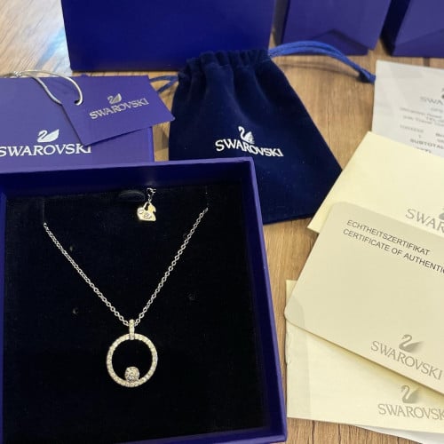 سلسال سوارفسكي طبق الأصل