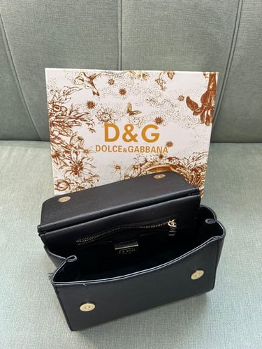 شنطه D&G