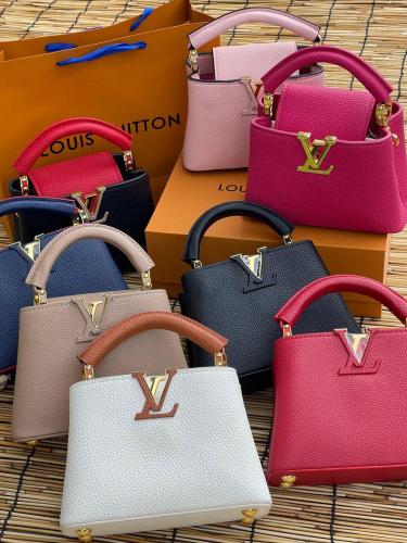 Louis Vuitton Capucines Mini 21cm