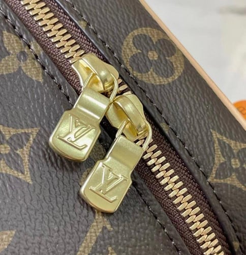 شنطة لويس فيتون