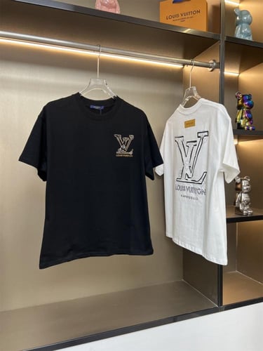تيشيرت LV