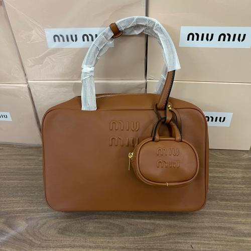 شنطة miu miu