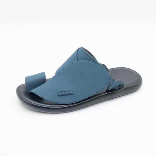 حذاء شرقي رجالي