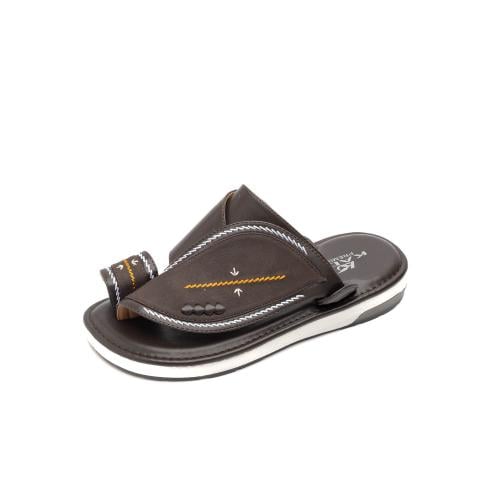 حذاء شرقي رجالي