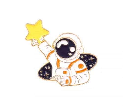 بروش رائد فضاء مع نجمة