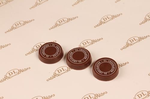 سجنتشر اللوز المحمص