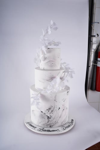 كيك مناسبات 3 أدوار