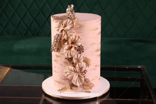 كيك مناسبات دور واحد مرتفع