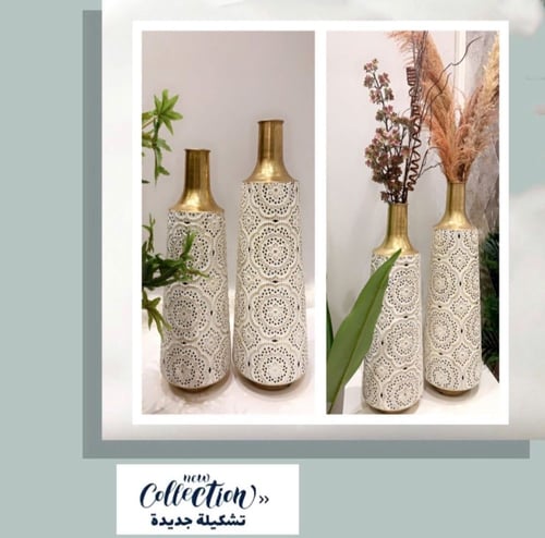 طقم من الفازات المعدنية