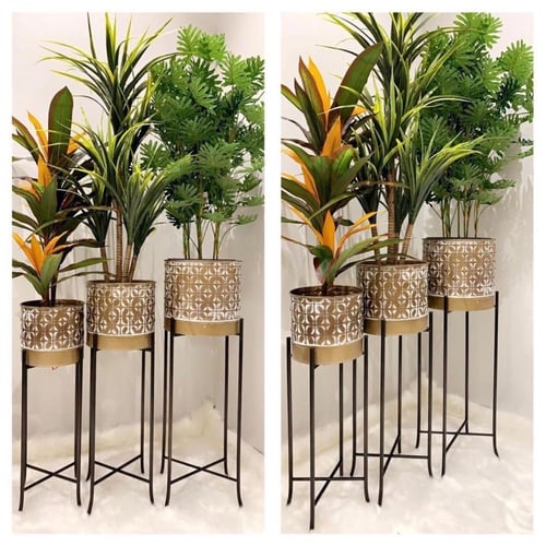 طقم من المراكن ذات الأحواض الذهبي مع الأبيض وقاعدة...