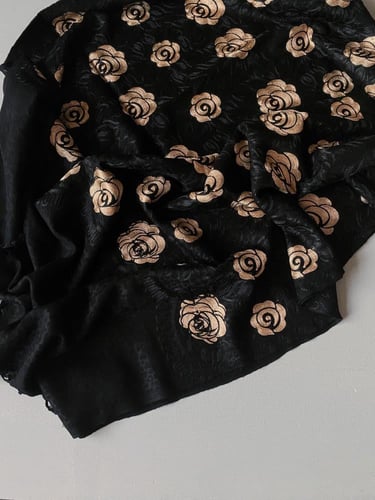 جملاء .. شال شتوي