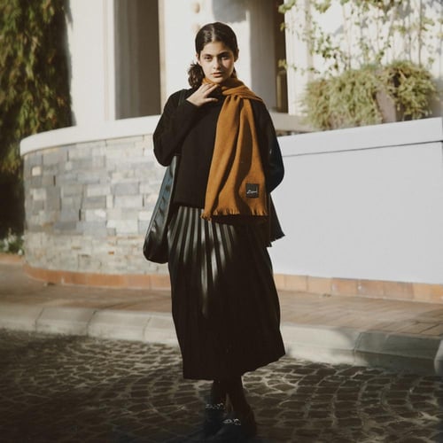 " آيار " شال الربيع