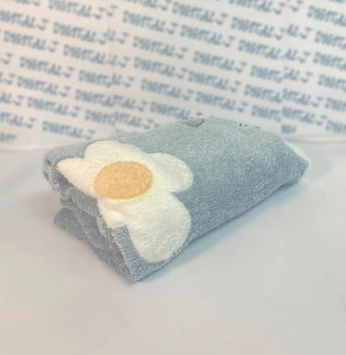 بوكس شتوي هديه [ سماوي ]