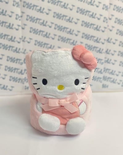 بوكس شتوي هديه [HELLO KITTY]