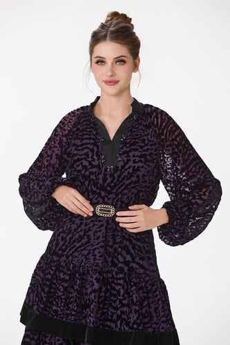 فستان طبع مخمل بطبقات