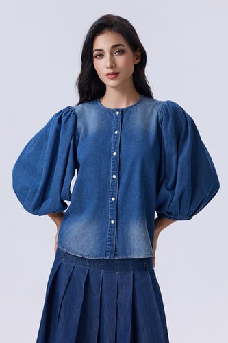 بلوزة جينز بأكمام منفوخه