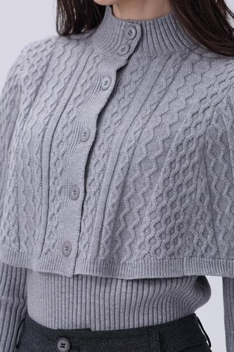 بلوزة رصاصي