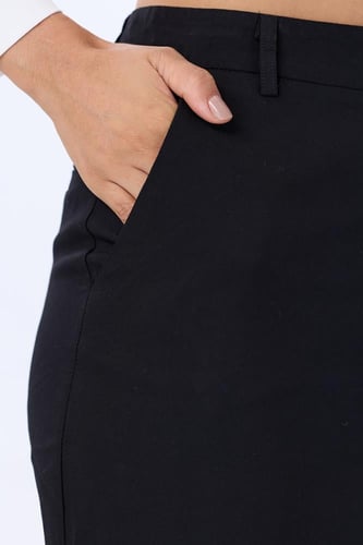 تنورة كريب بجيوب