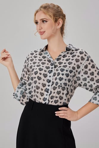 بلوزة كتان اوف وايت