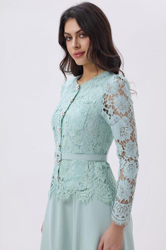 فستان دانتيل أخضر ميدي