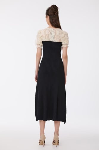 فستان استرتش مع دانتيل