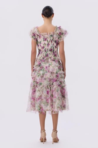 فستان بطبعة الزهور