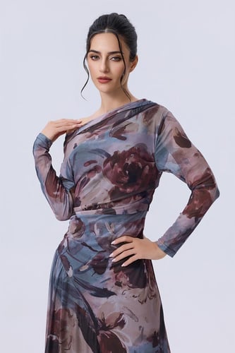 فستان ماكسي شيفون مطبع بكتف مكشوف