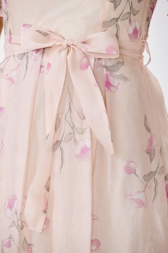 فستان اورغنزا بيج مع وردة