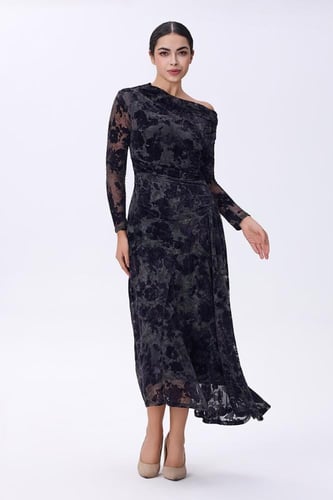 فستان سهرة بكتف مكشوف شيفون مع مخمل