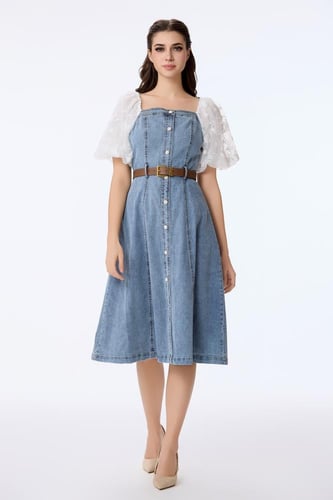فستان جينز مع دانتيل