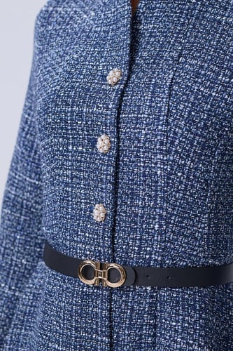 فستان شتوي أزرق بتصميم تويد أنيق