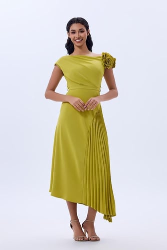 فستان كريب بجانب بليسيه