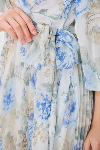 فستان شيفون اوف وايت بنقشة الورد