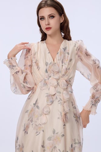 فستان اورغنزا بنقشة الورد